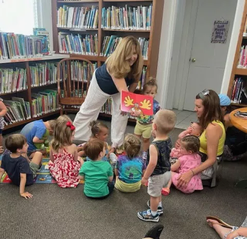 Story Time at 11